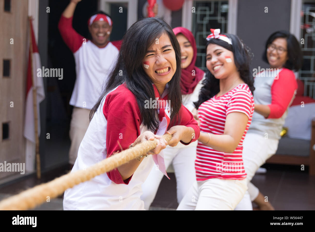 Indonesische Tauziehen Wettbewerb Stockfoto