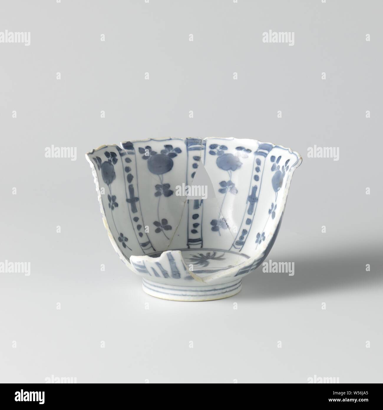 Crow's Kopf von GRACHTENHAUS war Schiff der "Witte Leeuw", Jingdezhen, vor 1613, Bone China, h 7,9 cm Stockfoto