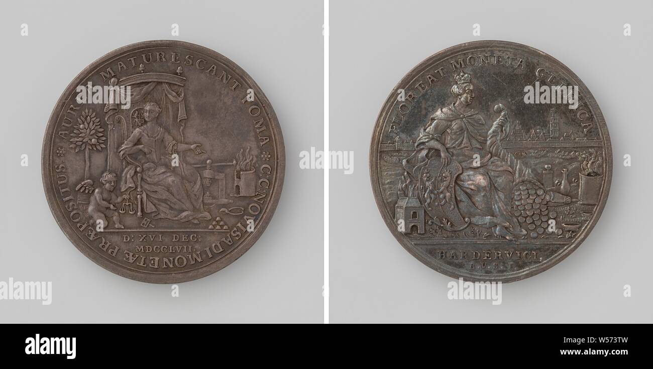 Kontrolle der Münze von Harderwijk, silberne Medaille. Vorderseite: Anna, auf einem Thron sitzend mit einem Thron Himmel, auf der linken ein Engel besetzt mit einem Gewicht von Münzen, sitzen vor einem Orangenbaum, auf der rechten Seite die Schraube drücken, Backofen und andere Münze Teekocher Werkzeug innerhalb von Umfang, abgeschnitten: Inschrift. Rückwärtsgang: Gelderland, als einen gekrönten Frau dargestellt, sitzt neben ihr Wappen, in der linken Hand hält sie einen umgekehrten Horn von Fülle, von der Münzen rollen, neben Ihrer alle Arten der Münze Maker-werkzeug, im Hintergrund ein Blick auf die Stadt von Harderwijk innerhalb eines Kreises, abgeschnitten: Beschriftung, Harderwijk, Anna van Stockfoto