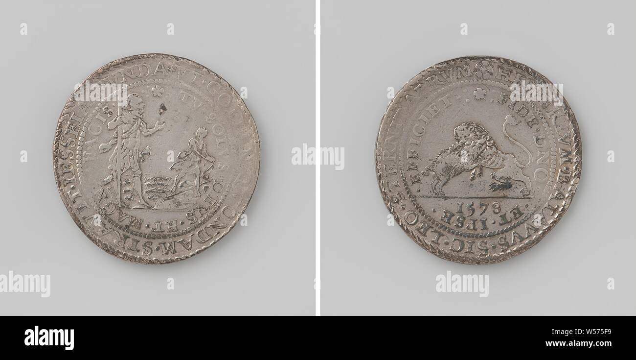Erfolg im Kampf gegen Spanien, silberne Medaille. Vorderseite: Goliath mit Speer in voller Rüstung und David mit seinem Pendel in einem Umfang. Rückwärtsgang: Dutch Lion stürzt sich auf Spanisch Wildschwein in Ein zweizeiliger Text., Gerard van Bylaer (zugeschrieben), Dordrecht, 1578, silber (Metall), markanten (Metallverarbeitung), d 4,2 cm × w 30.35 Stockfoto