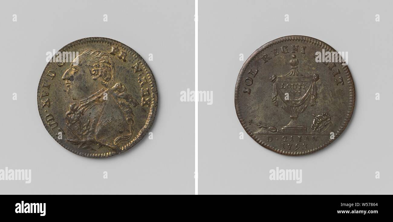 Ausführung von Ludwig XVI., König von Frankreich, Messing Medaille. Front: Die man-Büste im Inneren. Zurück: Leiche mit Beschriftung stehen zwischen Zepter und Krone innerhalb Inschrift, abgeschnitten: Datum, Paris, Louis XVI (König von Frankreich), anonyme, Frankreich, 1793, Messing (Legierung), markanten (Metallverarbeitung), d 2,4 cm × w 3.86 Stockfoto