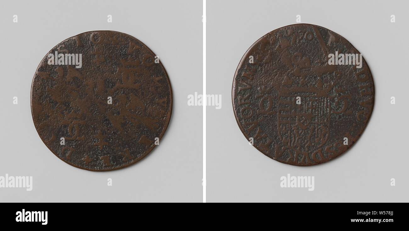 Claudius von Lothringen, Kupfer-Medaille. Vorderseite: 3 Flügel durch Pfeil durchbohrt, um es zwei interlaced Buchstaben C unter Krone in der Inschrift. Rückseite: Wappen unter dem Arm mit dem Schwert in der Hand zwischen zwei interlaced Buchstaben C unter Krone innen Inschrift, anonym, 1570, kupfer (Metall), markanten (Metallverarbeitung), d 2,7 cm × w 3.50 Stockfoto