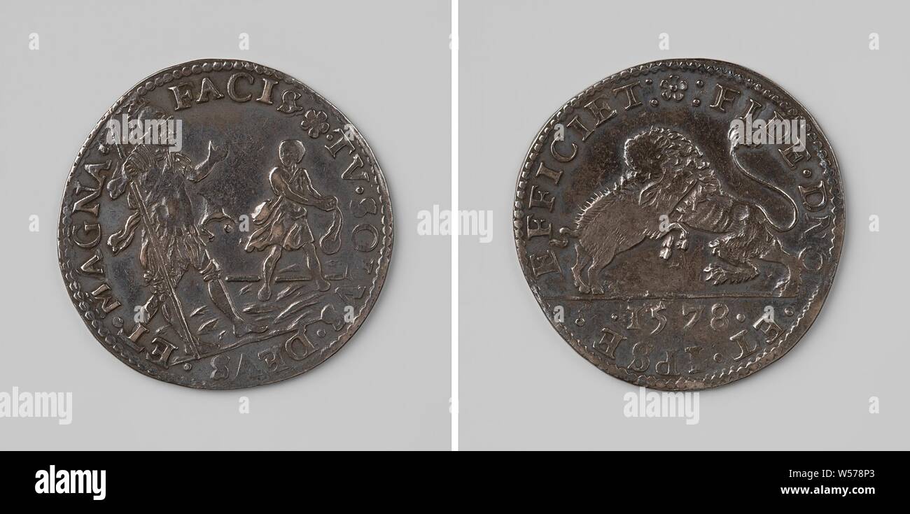 Erfolg im Kampf gegen Spanien, silberne Medaille. Vorderseite: Goliath mit Speer in voller Rüstung und David mit seinem Pendel in einer Inschrift. Rückwärtsgang: Dutch Lion springt auf Spanisch Wildschwein über Jahr im Rahmen eines Wrap, anonym, Dordrecht, 1578, silber (Metall), markanten (Metallverarbeitung), d 2,9 cm × w 5.87 Stockfoto