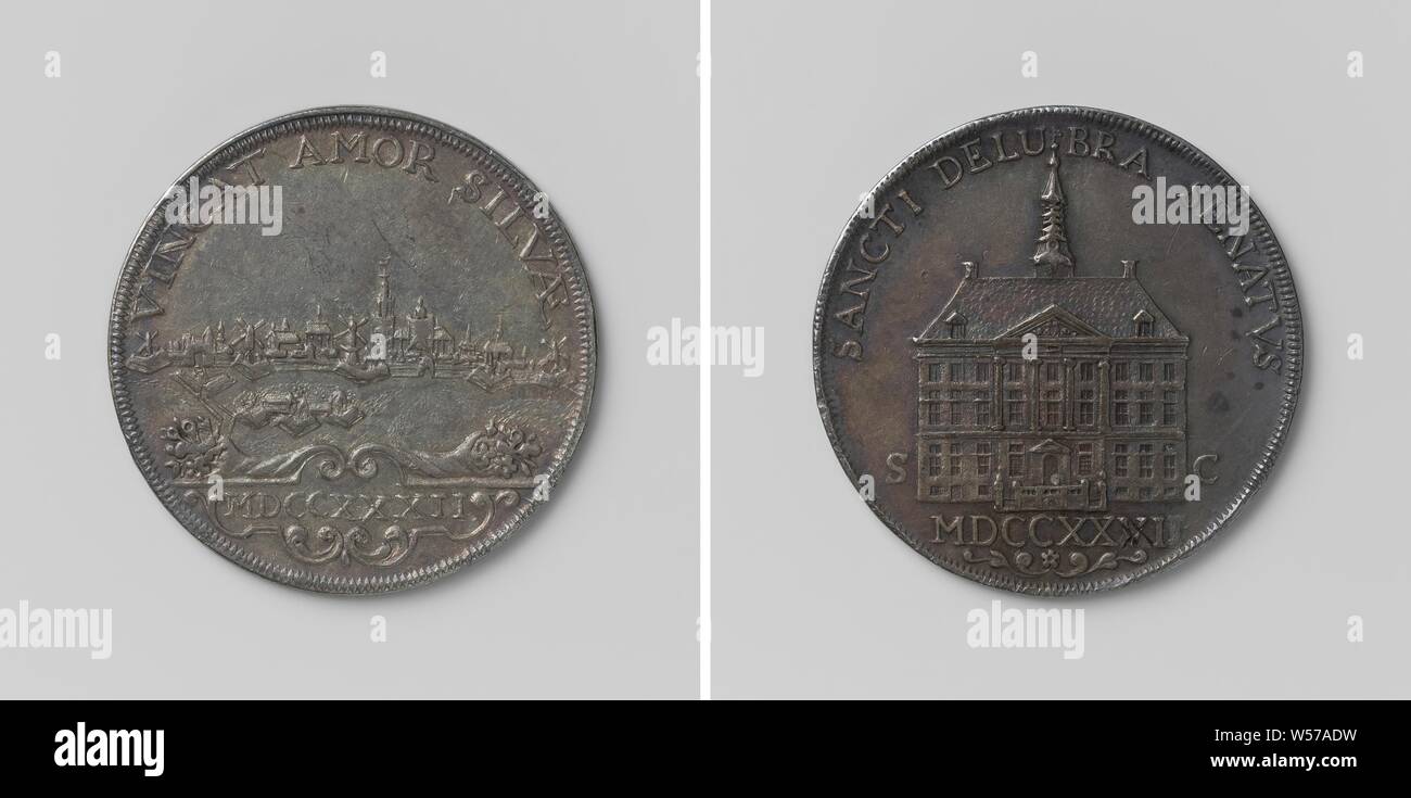 Werkzeug Token von der Stadt 's-Hertogenbosch, silberne Medaille. Vorderseite: Blick auf die Stadt von der Südseite, im Vordergrund: St. Antonieschans und die Straße Straße, darunter zwei gefüllt Hörner des Überflusses in einem Kreis, Schnitt: Jahr in Kartusche. Rückwärtsgang: Rathaus zwischen dem Monogramm des Buchstaben S und C über das Jahr und dekorativem Motiv innerhalb einer Inschrift, 's-Hertogenbosch, Theodorus Casparus Van Berckel, s Hertogenbosch, 1732, silber (Metall), markanten (Metallverarbeitung), d 2,7 cm × w 6.47 Stockfoto