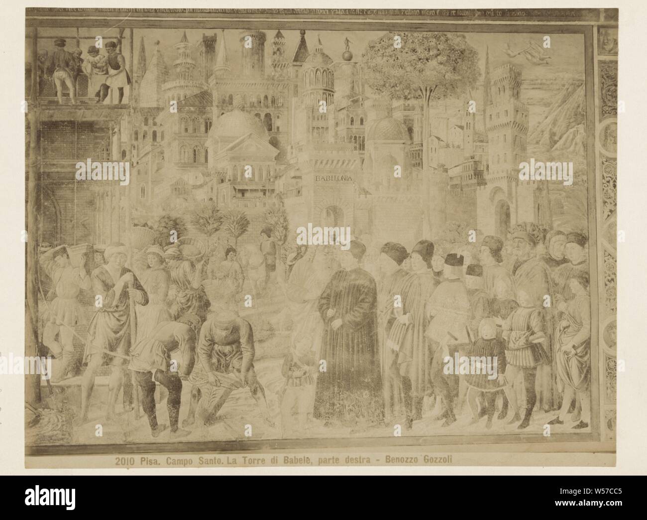 Fresko der Turm von Babel (rechter Teil) von Benozzo Gozzoli, Camposanto in Pisa 2010 Pisa (Titel der Serie), Giacomo Brogi (zugeschrieben), 1860-1881, Papier, Fotopapier, Karton, Eiklar drucken Stockfoto