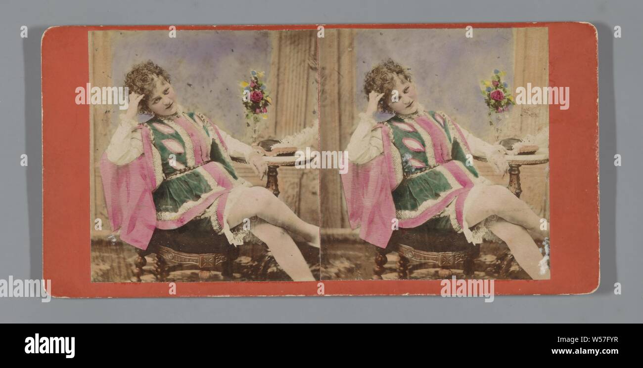 Landschaft im Inneren: Frau im historischen Kostüm, Moser Senior, 1873 - 1880 Stockfoto