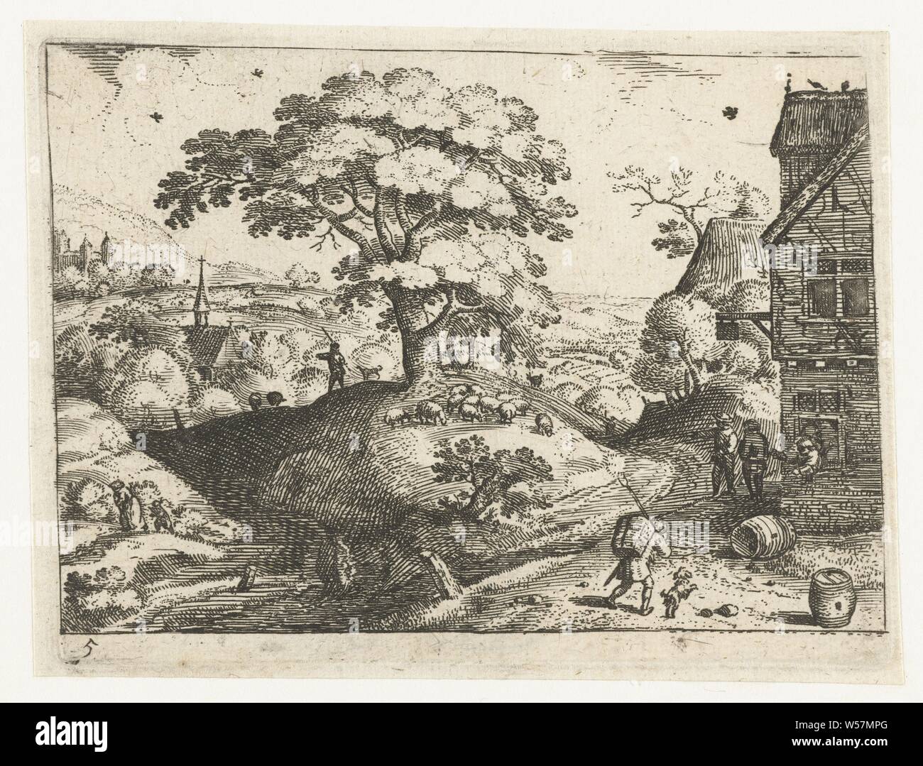 Landschaft mit Traveler Inn sechs Landschaften mit Reisende (Titel der Serie), in einer hügeligen Landschaft ein Reisender (ein Mann mit einem Korb auf dem Rücken) geht mit einem Hund zu einem Gasthaus. Dieser Ausdruck ist Teil einer Serie von sechs Landschaften mit Reisende., Jacob Savery (I), 1584-1603 und/oder nach 1639, Papier, Gravur, H 93 mm x B 122 mm Stockfoto