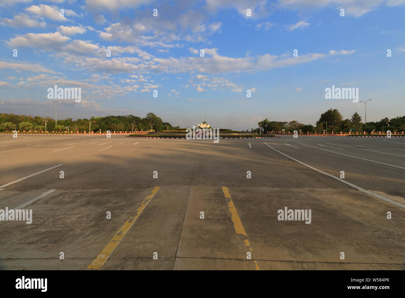 Naypyidaw, die Leere offizielle Hauptstadt von Myanmar. Stockfoto