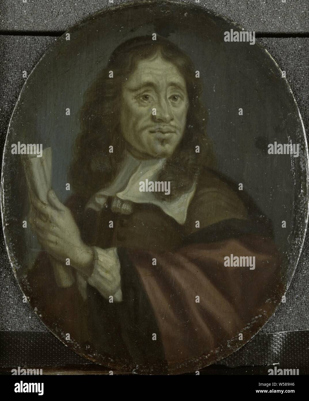 Jan Vos (1610-67), Amsterdam, Dichter, Porträt von Jan Vos (1610 -67). Näher zu Amsterdam. Büste in Oval, Kopf nach rechts gedreht, bis das Papier in den Händen gerollt. Teil einer Sammlung von Portraits der niederländischen Dichter, Porträt eines Schriftstellers, Schriftsteller, Dichter, Autor, Jan Vos, Arnoud Van Halen, 1700-1732, Ölfarbe (Lack), h 11 cm × w 9,5 cm Stockfoto