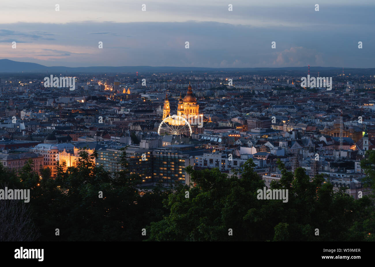 Budapest Blick auf die Stadt im Sommer, in Ungarn in der Dämmerung Stockfoto
