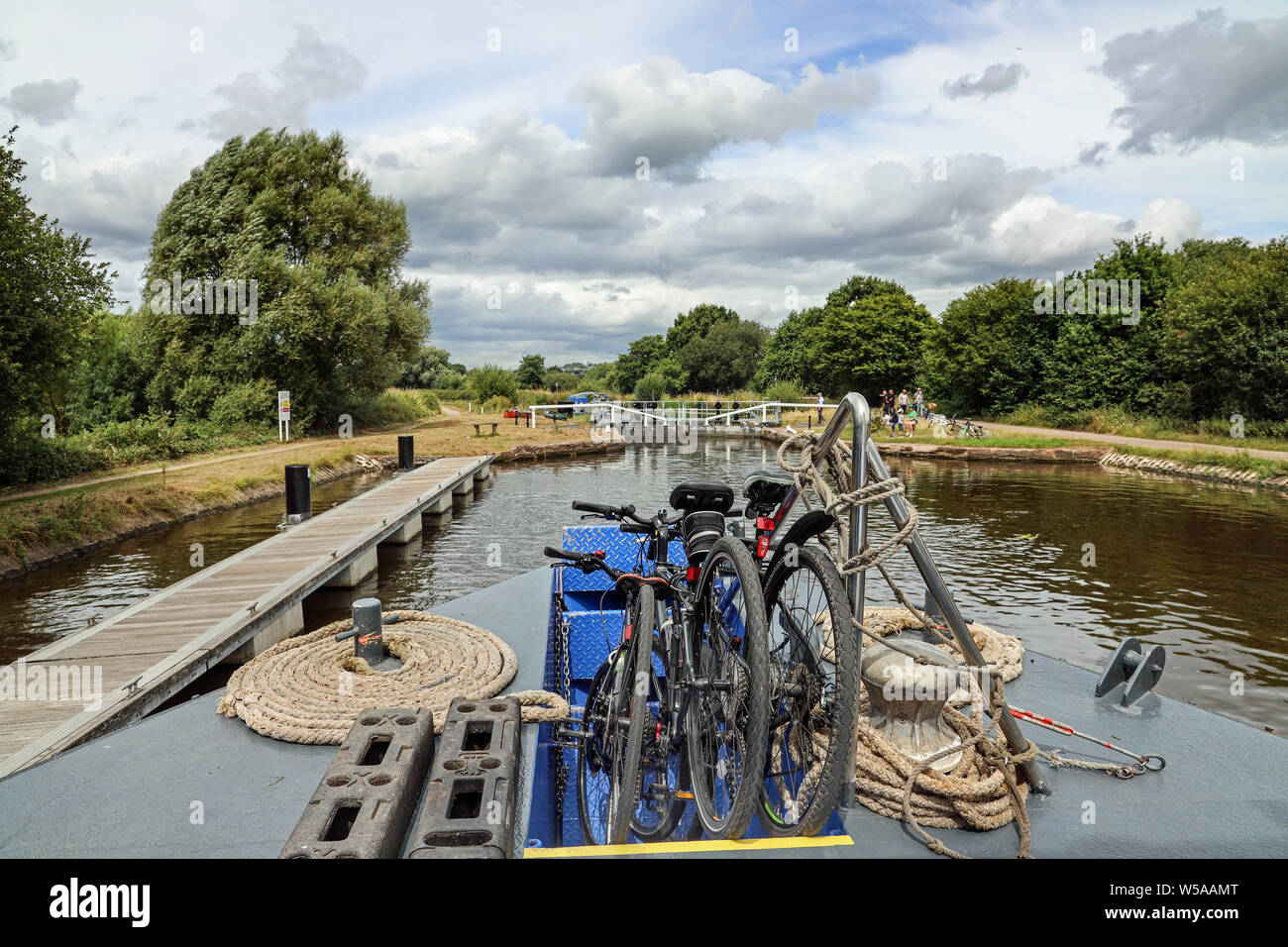 Eine grüne Alternative, ein Fahrrad auf der Exeter Canal Cruise bietet Green Transport rund um die Stadt und für die Reise home Stockfoto