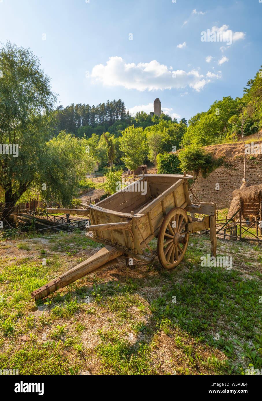 Rasiglia (Italien) - Eine sehr kleine Stein Stadt im Herzen der Region Umbrien, genannt "Dorf der Streams' oder 'Klein Venedig' für die Torrent und Wasserfall Stockfoto