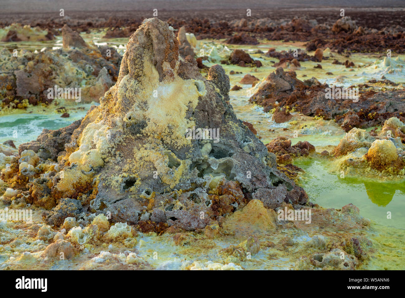 Sonnenuntergang am Dalol in die Danakil Wüste, Äthiopien. Einer der heissesten Orte auf dem Planeten Stockfoto