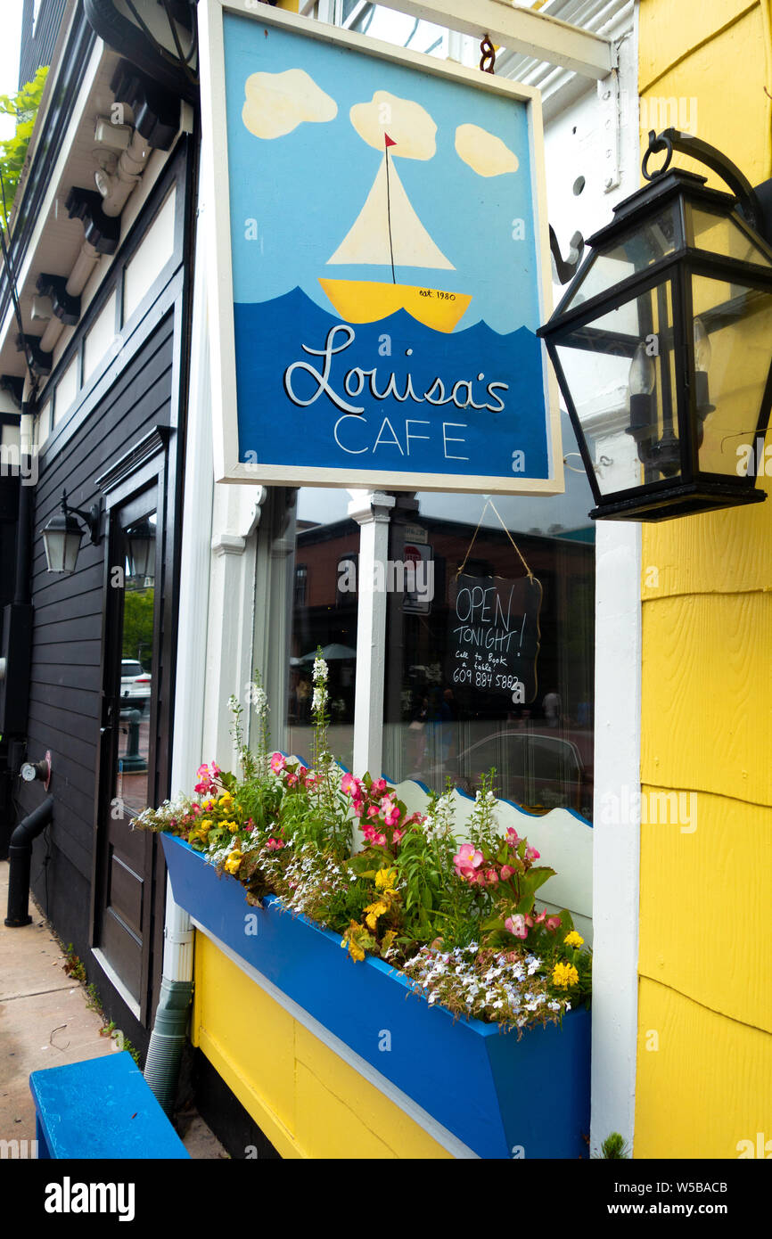 Im viktorianischen Stil Geschäfte in den malerischen Washington Street Mall in der Küstenstadt Cape May, New Jersey, USA Stockfoto