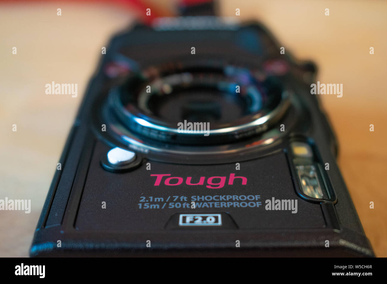 Olympus TOUGH TG-5-A Stoßfest, wasserdicht unzerstörbar Budget kompakte Kamera Stockfoto