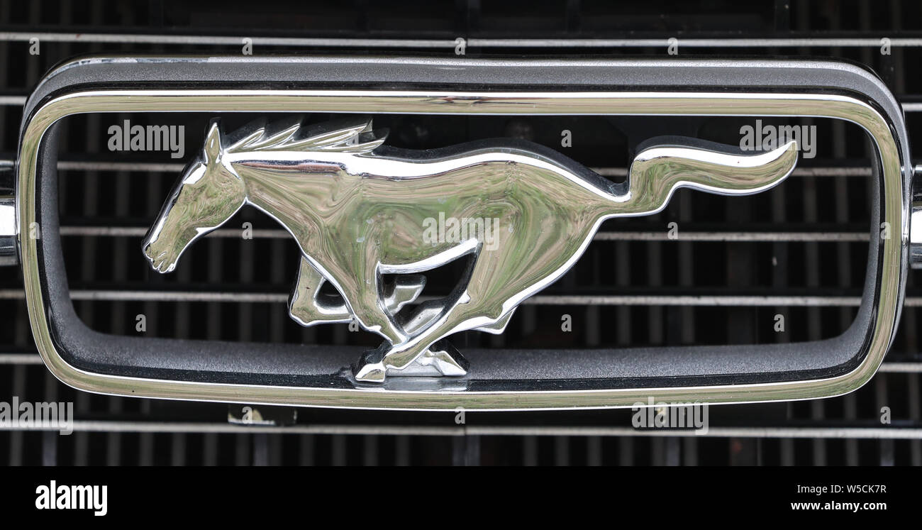 Ford Mustang Auto Grill badge Stockfoto