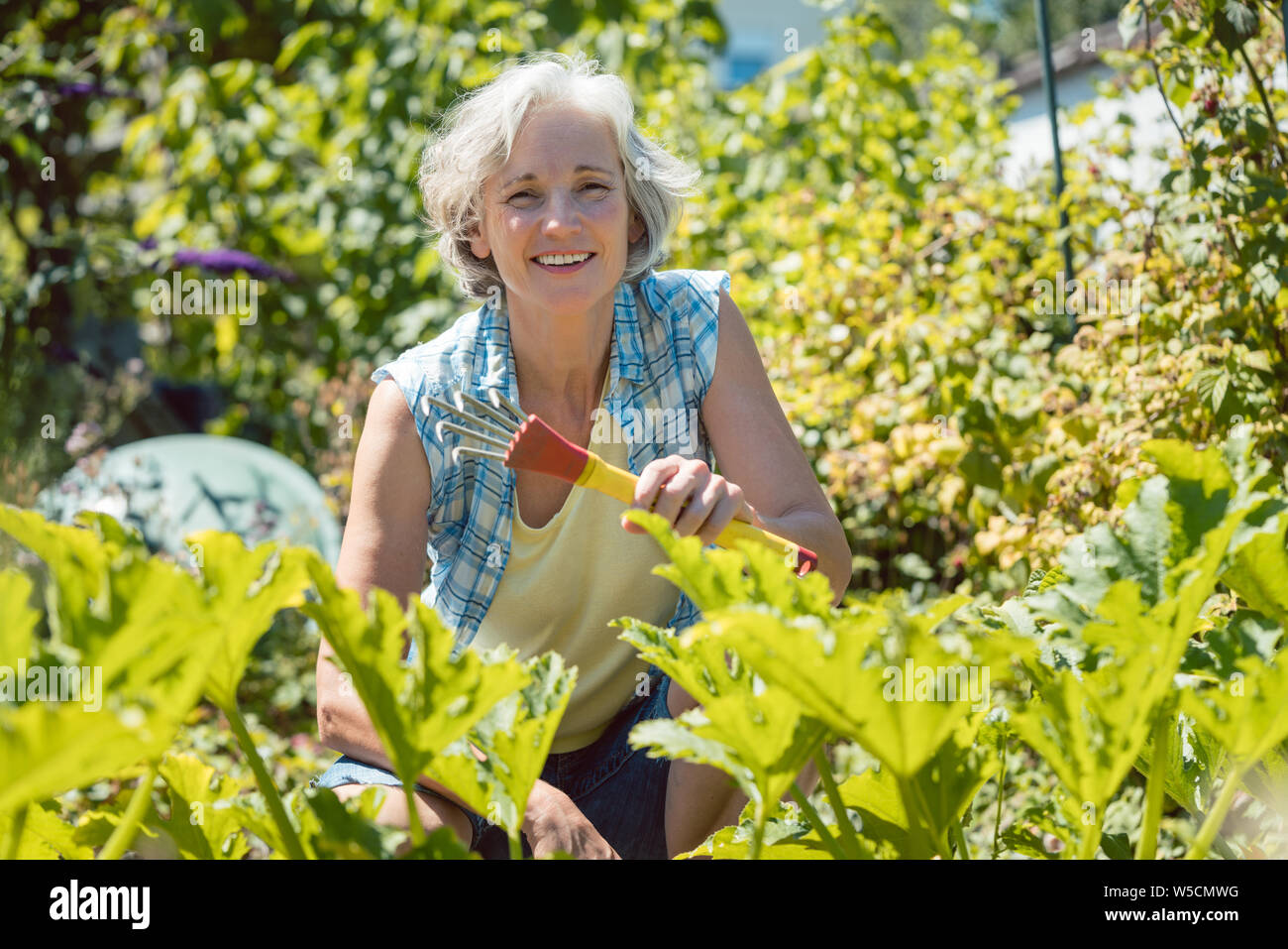 Frau Im Garten