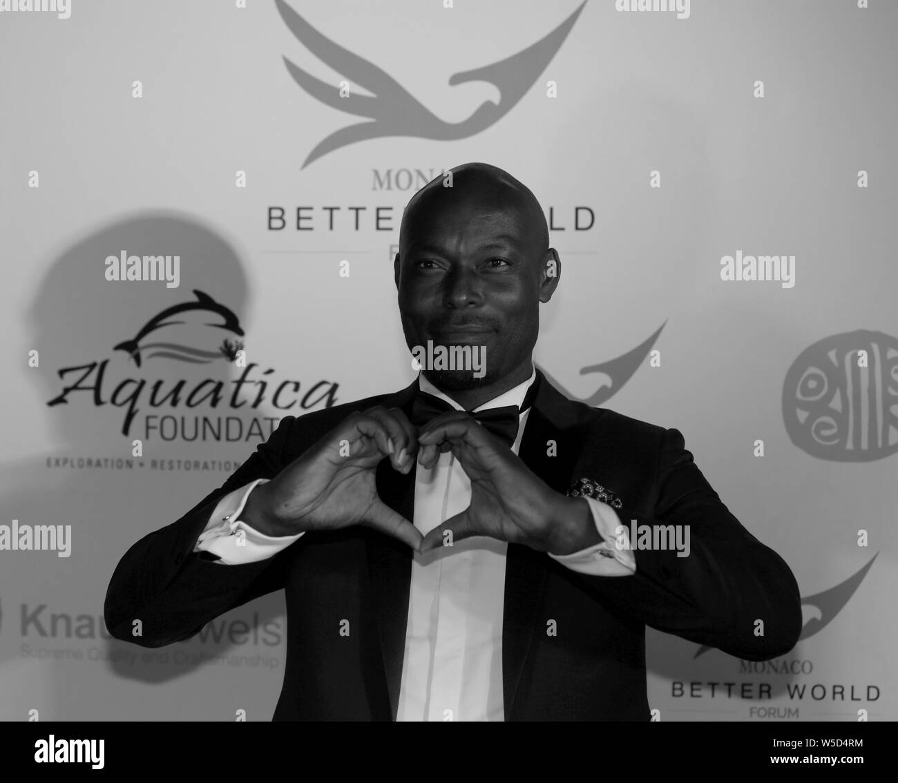 CANNES, Frankreich - Mai 18: Jimmy Jean-Louis nimmt an den Ozean Auswirkungen Tag Gala während der Monaco bessere Welt Forum (Mickael Chavet) Stockfoto