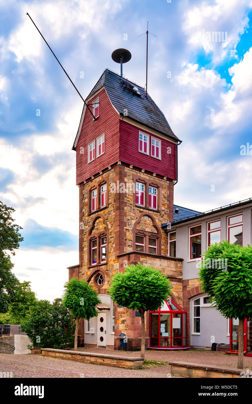 Jugend- und Kulturzentrum (ehemalige Feuerwehr) in Bad Wildungen, Deutschland Stockfoto
