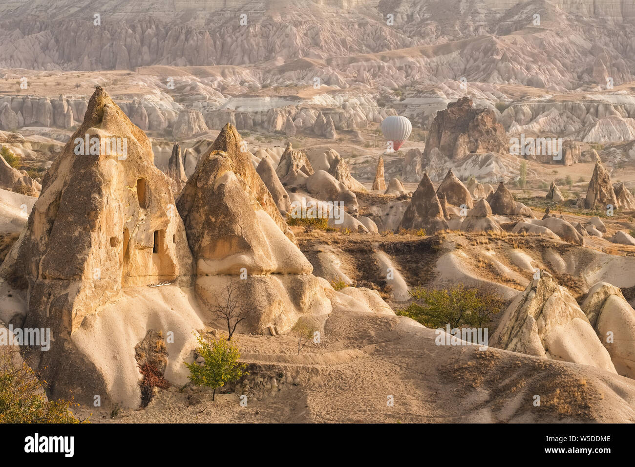 Landschaft der Roten Tal in Kappadokien, Türkei Stockfoto