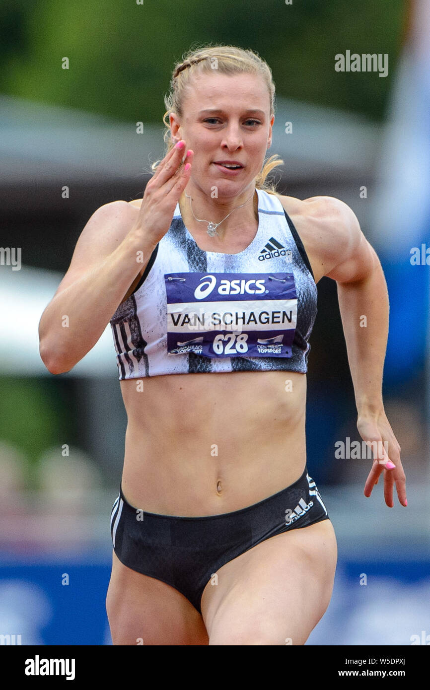 Den Haag, Niederlande. 28. Juli 2019. Den Haag, 28-07-2019, Niederländisch Leichtathletik WM, NK Atletiek abschließenden Tag, Haag Atletiek, Final 200m Frauen, Tessa van Schagen Niederländischer Meister Credit: Pro Schüsse/Alamy leben Nachrichten Stockfoto