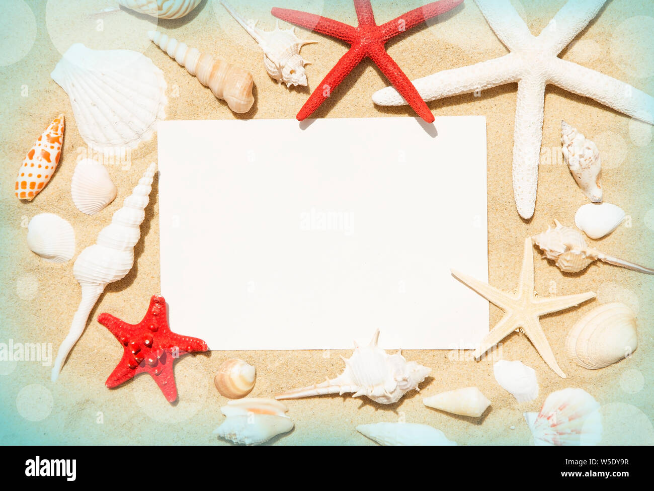 Leere vintage Bild auf Sand Hintergrund Stockfoto