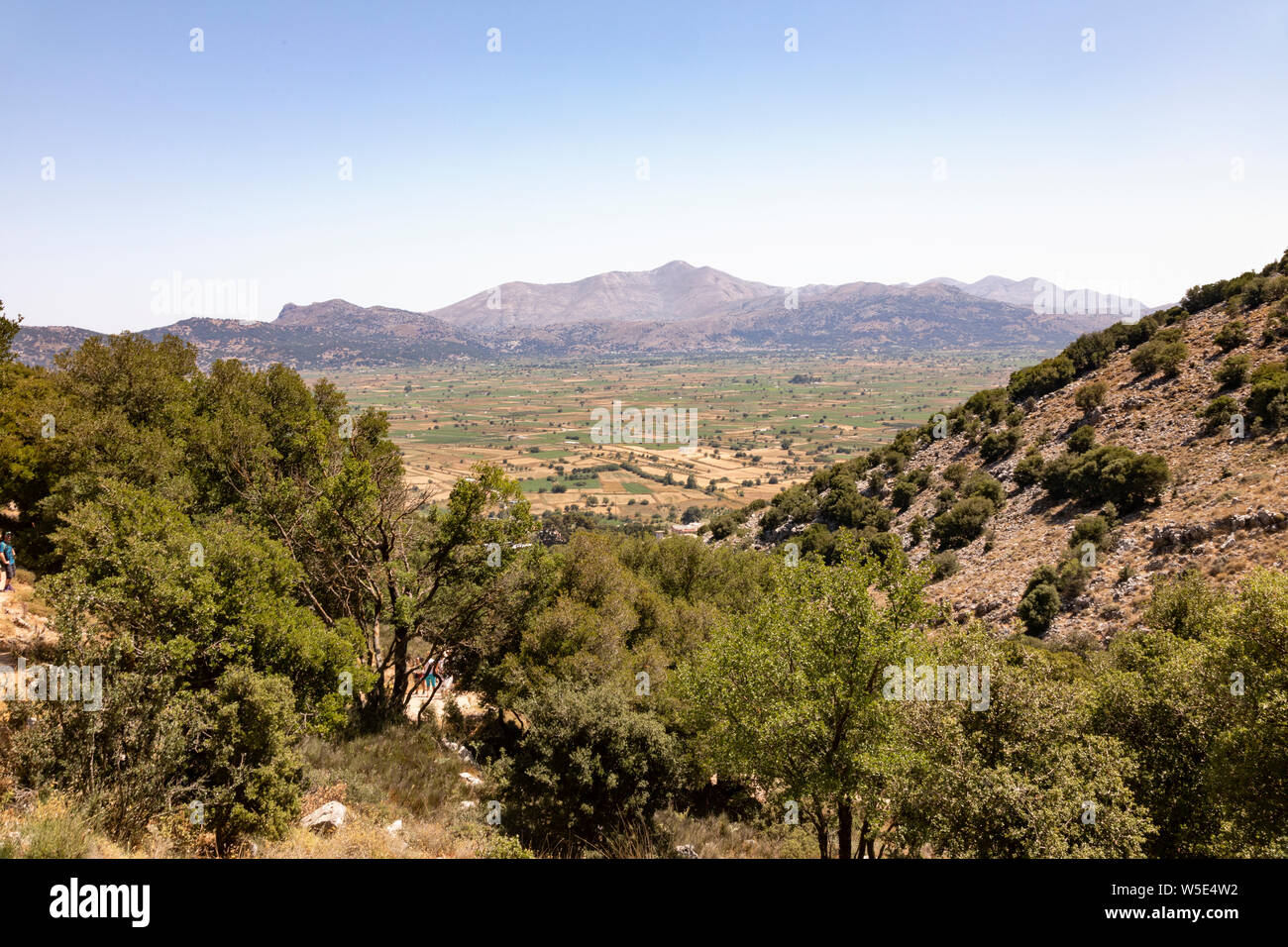 Blick von der Wanderung auf die Diktaeische Höhle, Kreta, Griechenland Stockfoto