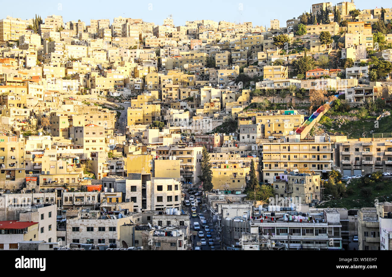 Blick auf die Hügel der Stadt Amman, Jordanien. Stockfoto