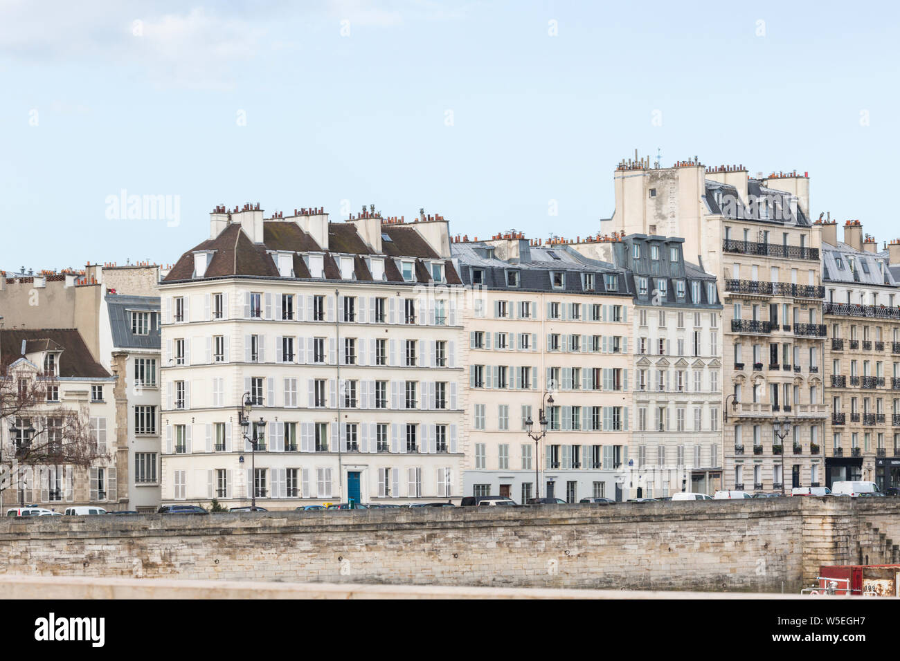 Elegante Haussmann Apartment Gebäude auf der Ile de la Cite, Paris, Frankreich Stockfoto