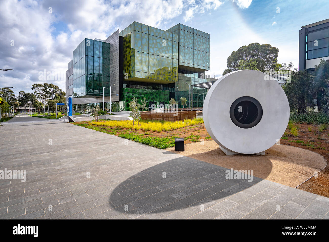 Melbourne, Australien - Monash University Clayton - Biomedizin Lernen und Lehren Gebäude Stockfoto