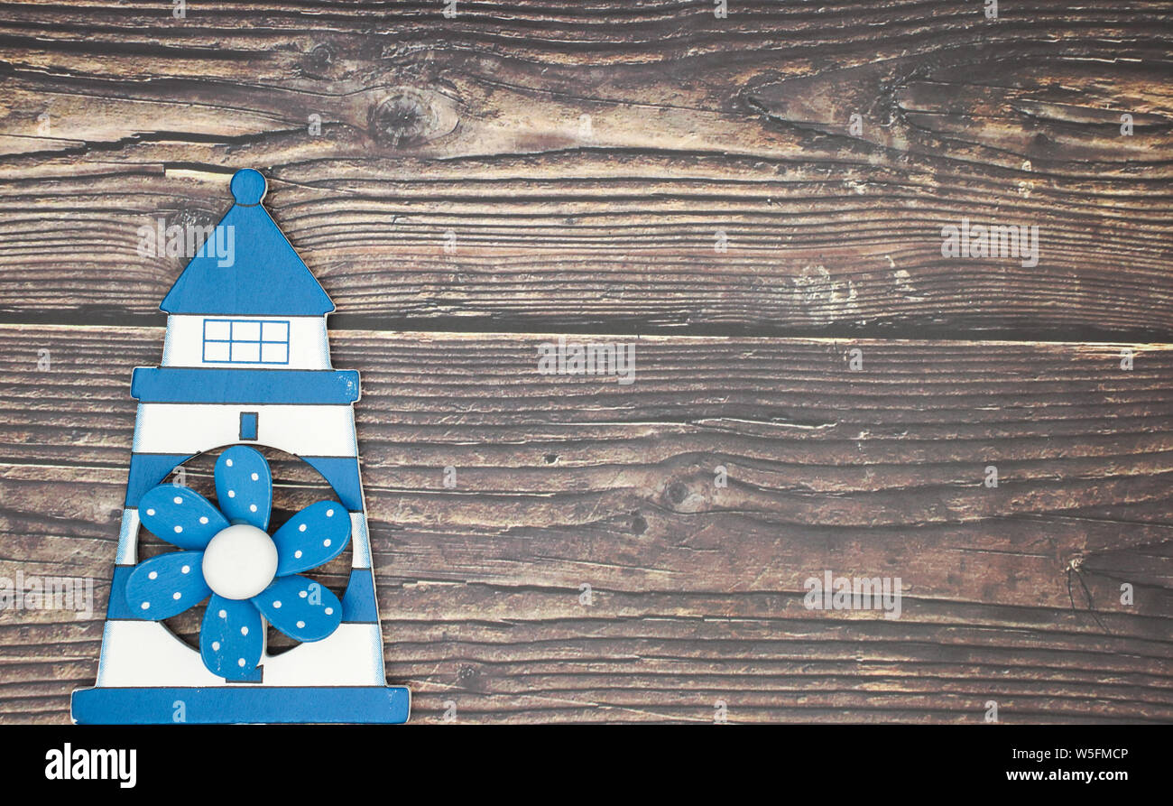 Dekoration aus Holz auf Holz- Hintergrund Stockfoto