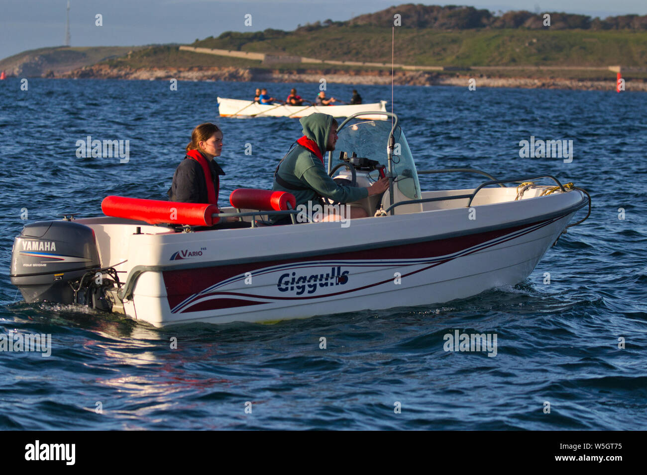 Der Staub Warenkorb Trophy - Scilly-inseln ist Freitag Männer Pilot Gig Boat Race Stockfoto