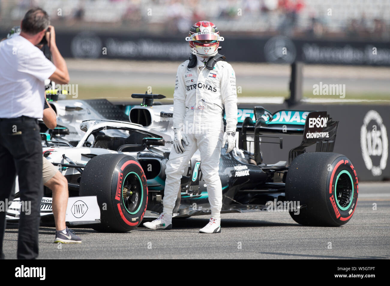 Hockenheim, Deutschland. 27. Juli, 2019. Lewis Hamilton (GBR, Mercedes-AMG PETRONAS Motorsport) startet von der Pole Position am Sonntag, erste, schnellste Zeit im Qualifying volle Abbildung, Qualifizierung am 27.07.2019, Formel 1, Grand Prix von Deutschland in Hockenheim/Deutschland vom 26.07. - 28.07.2019, Saison 2019, | Verwendung der weltweiten Kredit: dpa/Alamy leben Nachrichten Stockfoto