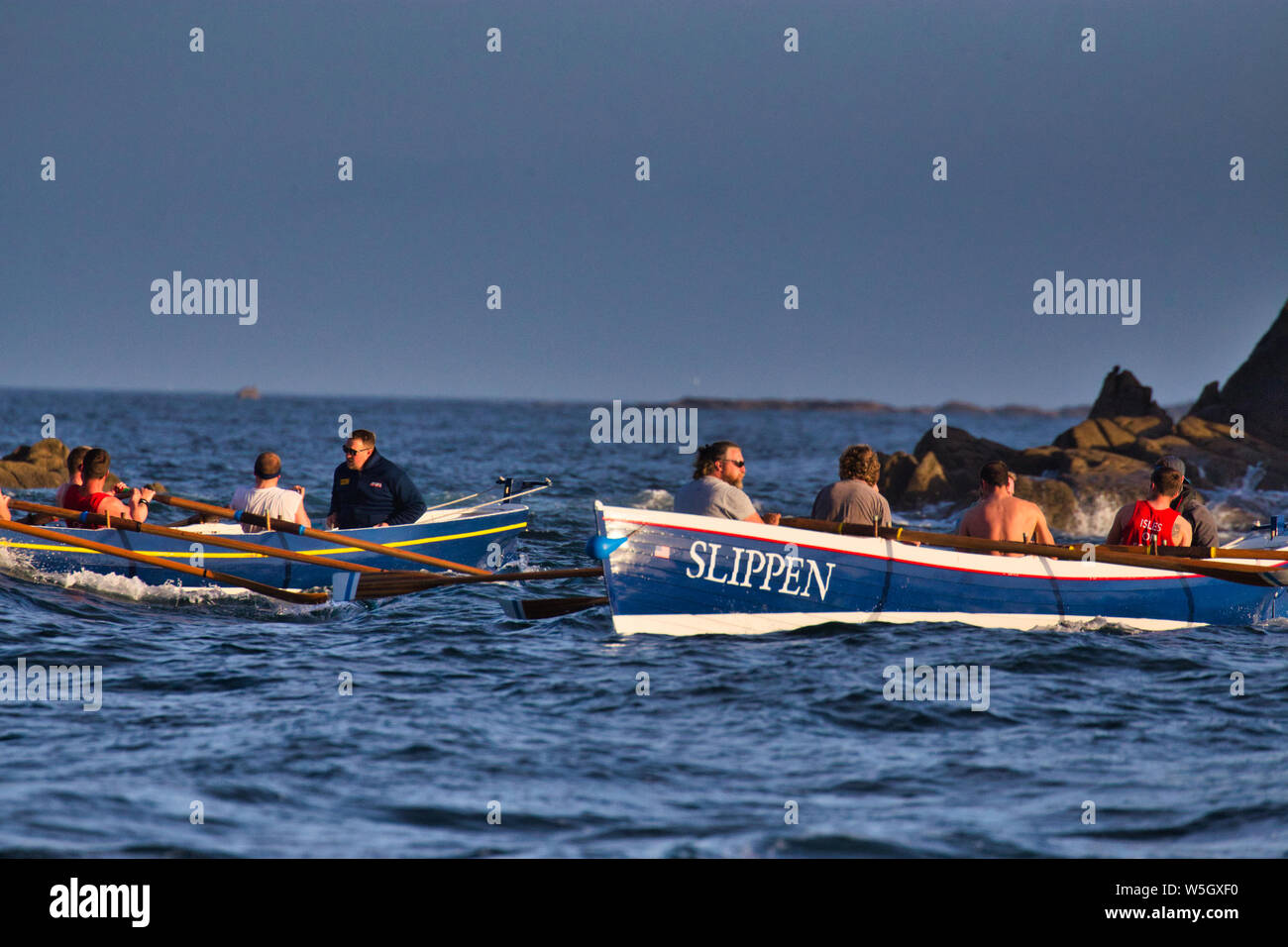 Der Staub Warenkorb Trophy, Scilly-inseln - der Freitag Männer Pilot Gig Boat Race Stockfoto