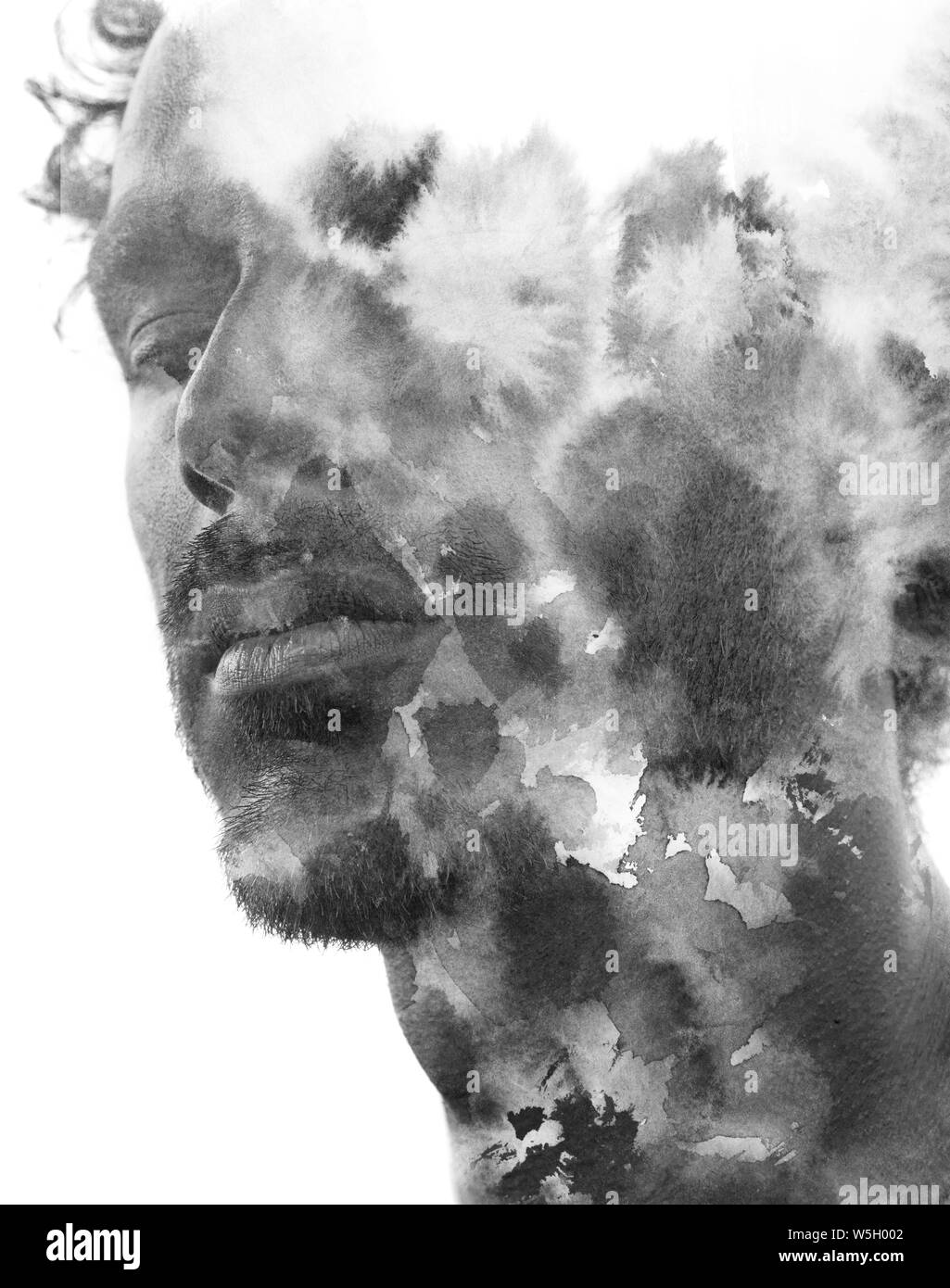 Paintography. Double Exposure portrait Fotografie gemischt mit schwarzer Tinte auf weißem Hintergrund waschen Stockfoto