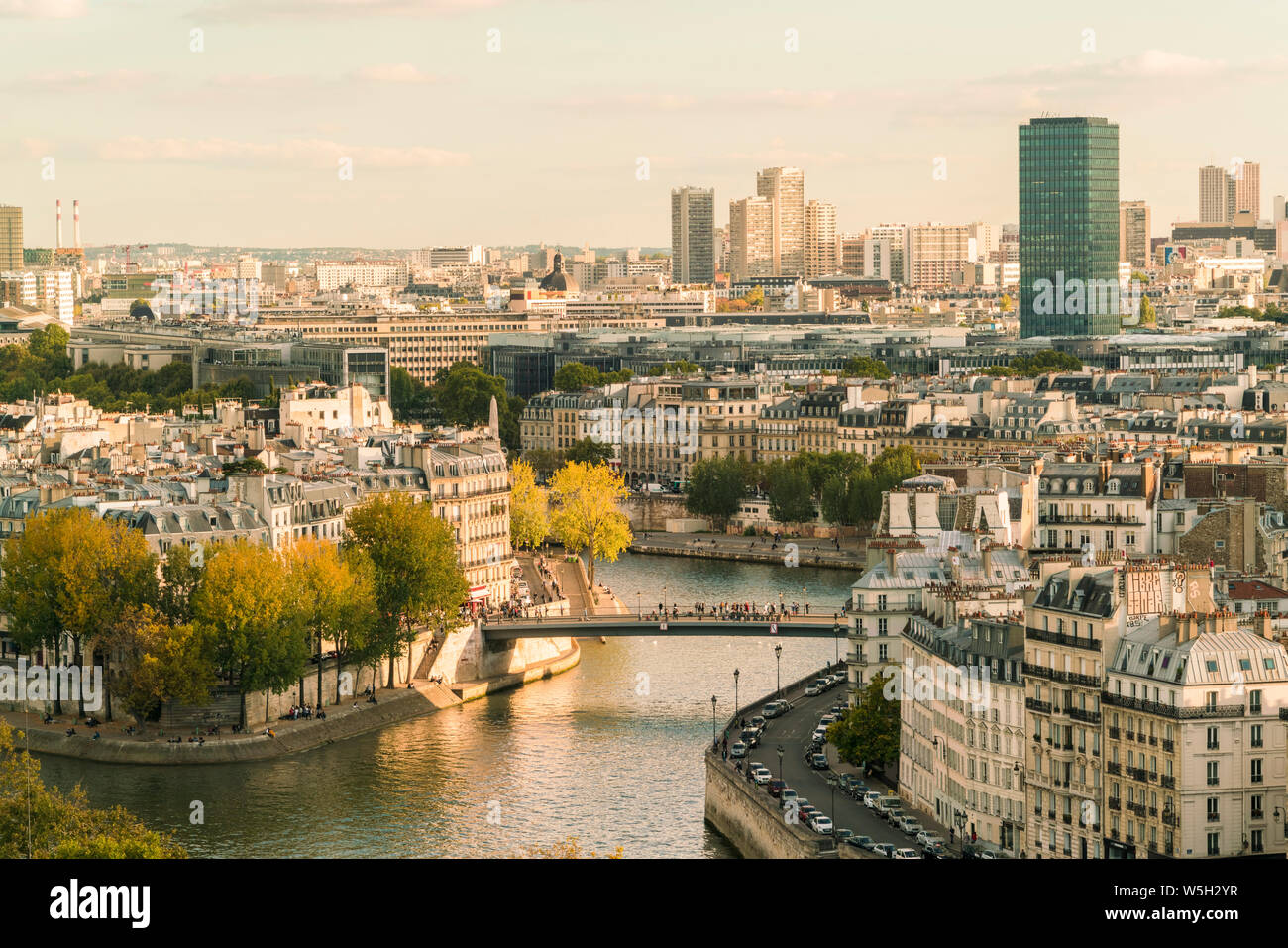 Ile Saint Louis und Il de la Cite von Square von Saint-Jacques Turm, Paris, Frankreich, Europa Stockfoto