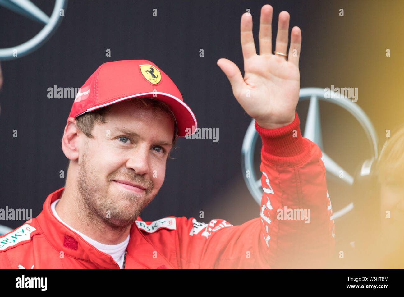 Hockenheim, Deutschland. 28. Juli 2019. Sebastian Vettel (GER, Scuderia Ferrari Mission Worfeln) freut sich auf den Parc Ferme direkt nach dem Rennen über seinen zweiten Platz, 2., 2., Jubel, Jubel, Jubeln, Freude, Jubel, Feiern, Geste, Gestik, Büste, Rennen am 28.07.2019, Formel 1, Grand Prix von Deutschland in Hockenheim/Deutschland vom 26.07. - 28.07.2019, Saison 2019, | Verwendung der weltweiten Kredit: dpa/Alamy leben Nachrichten Stockfoto