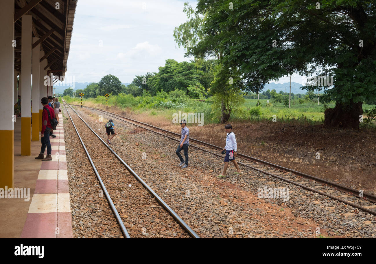 Thakilen Station, Singen, Sai Yok Bezirk, Kanchanaburi 71150, Thailand Stockfoto