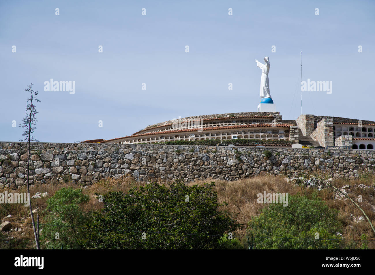 Website der Großen Erdbeben in 1970,20,000 Dorfbewohner haben ihr Leben verloren, Felsen und Geröll nach unten kaskadiert die höchsten Gipfel, Yungay, Peru, Amerika Stockfoto