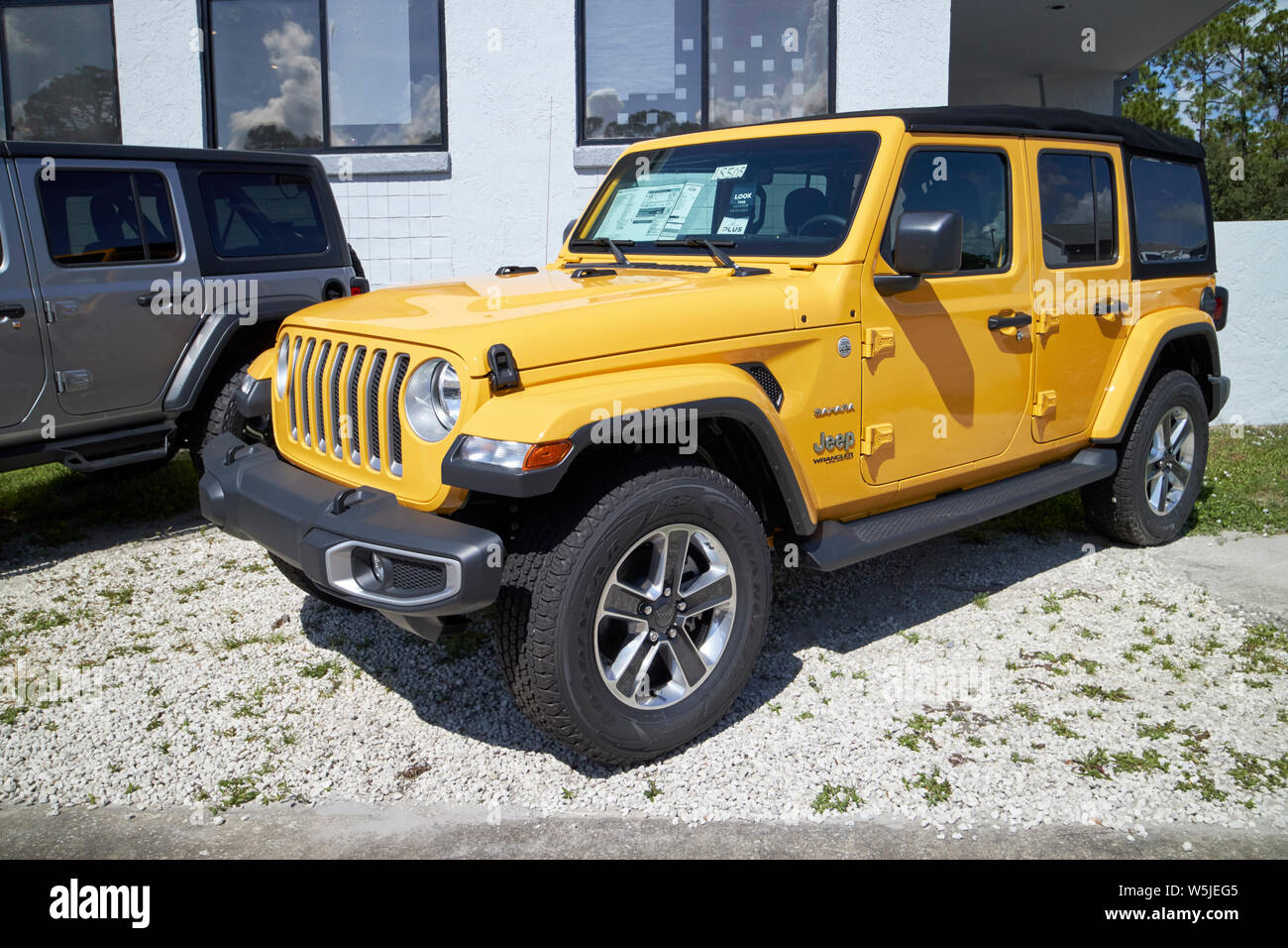 Neue jeep Geländewagen zum Verkauf Fahrzeuge auf einem Auto Sales viel in Florida USA Vereinigte Staaten von Amerika Stockfoto