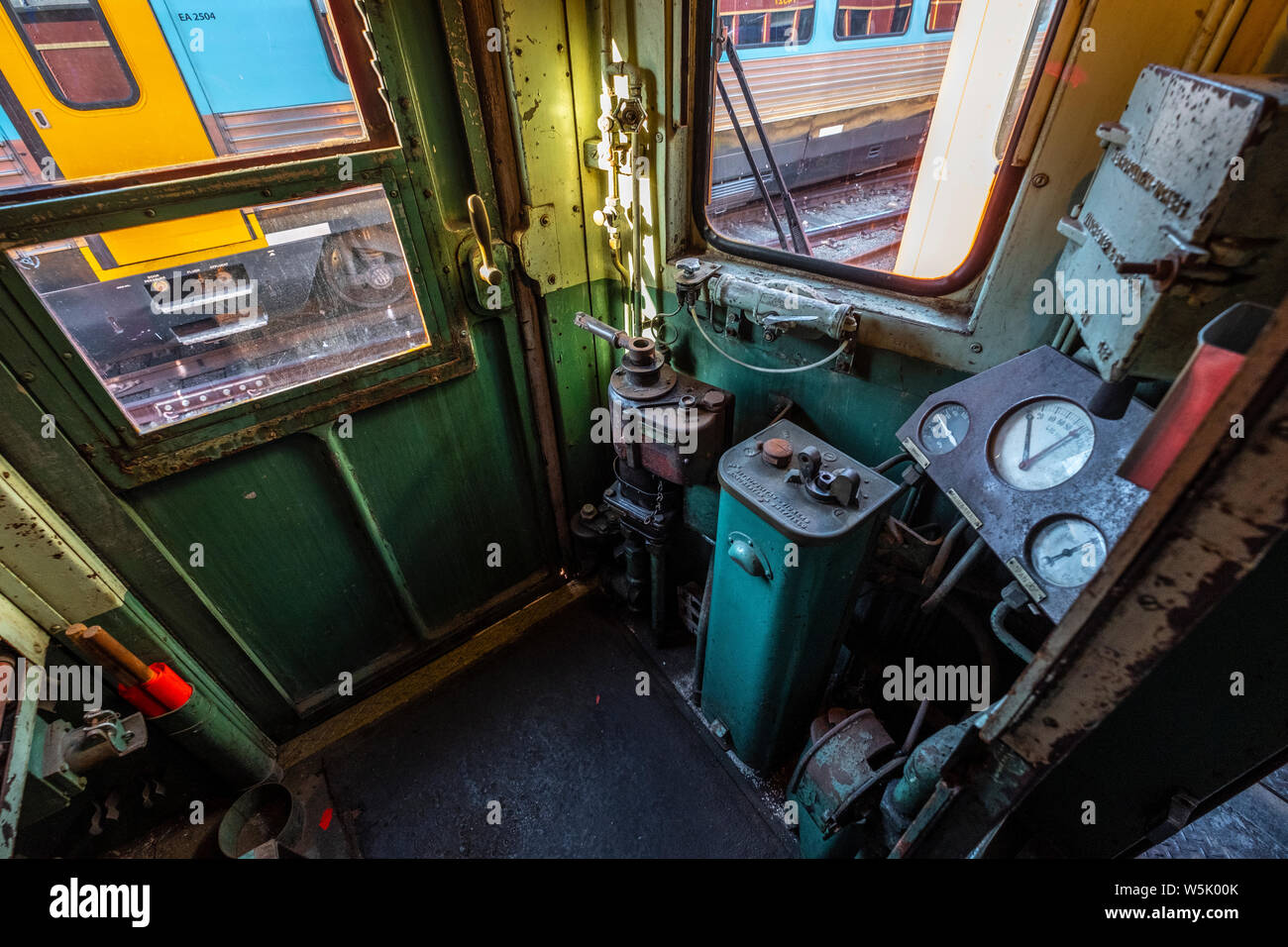 F-Zug am Abschied von S-Set Züge in Sydney, NSW, Australien Stockfoto