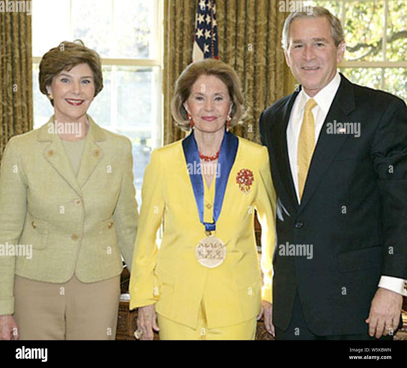 Cyd Charisse 2006 National Medal of Arts. Stockfoto