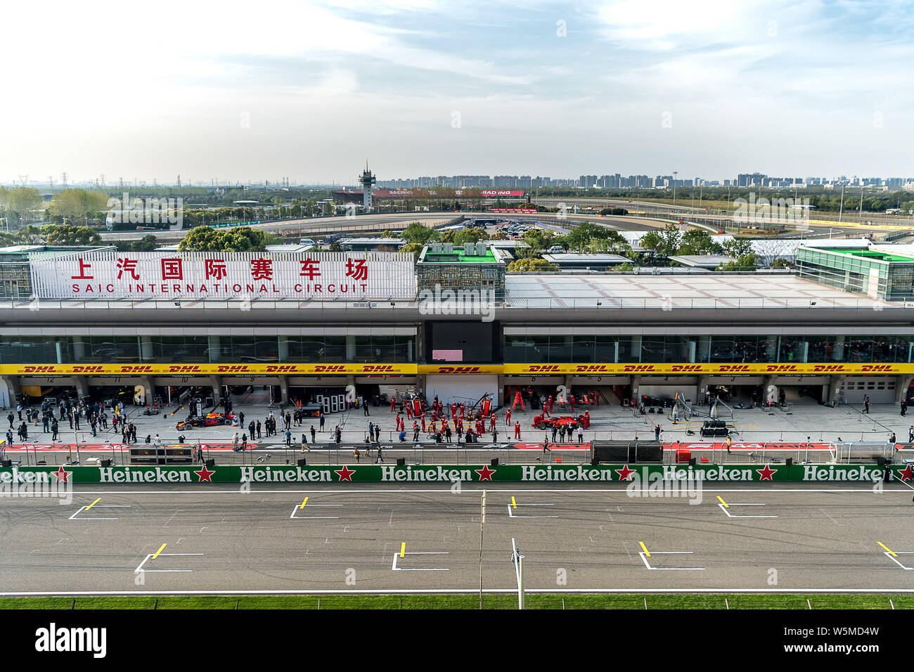 Formel 1 Fahrer von Scuderia Ferrari Praxis vor dem Formel 1 Heineken Grand Prix von China 2019 in Shanghai, China, 11. April 2019. Stockfoto