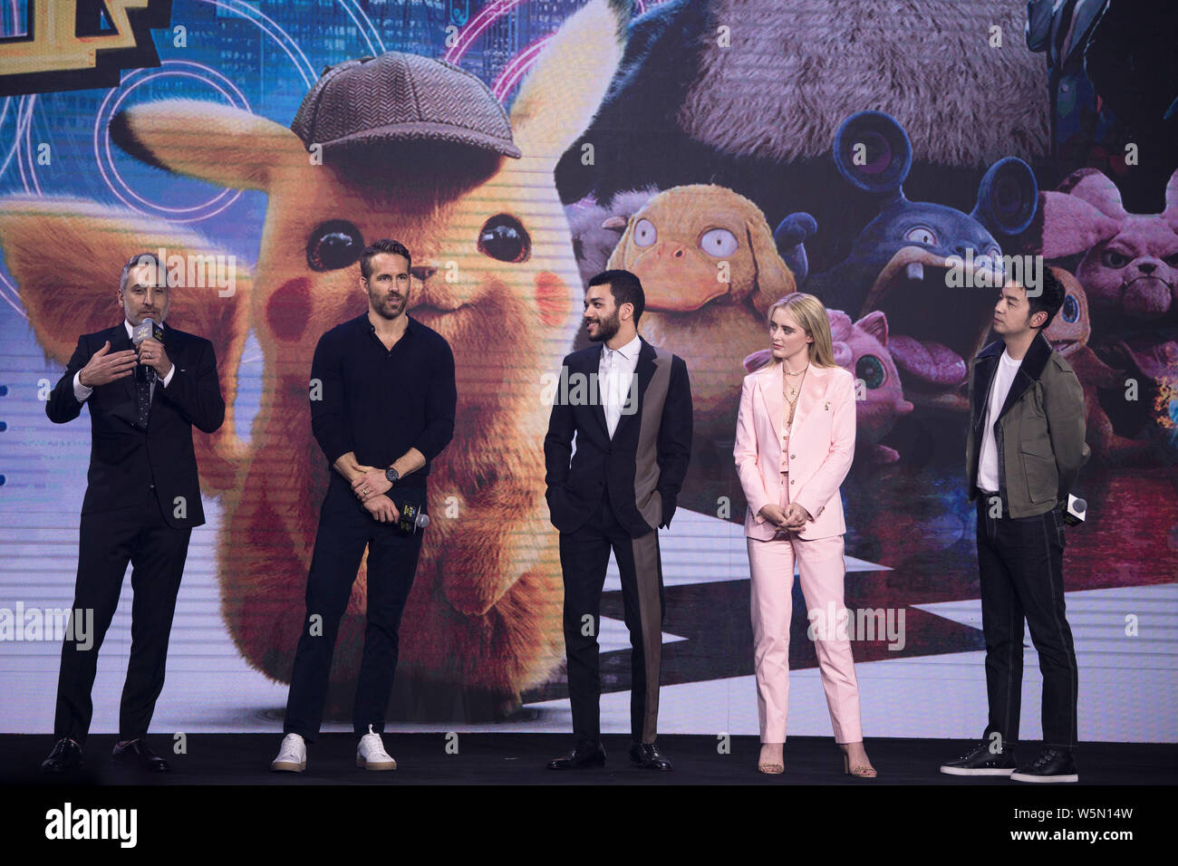 (Von rechts) Chinesische Schauspieler Lei Jiayin, US-amerikanische Schauspielerin Kathryn Newton, Schauspieler Gerechtigkeit Smith, Kanadisch-Schauspieler Ryan Reynolds und amerikanischen Film Stockfoto