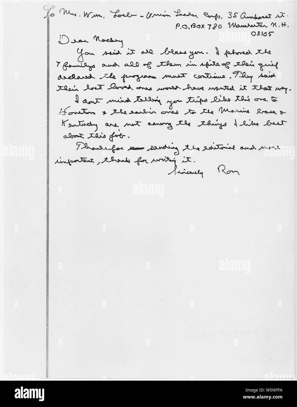 Handschriftlicher Entwurf von Ronald Reagan an Frau William Loeb, hinsichtlich der Space Shuttle Challenger Unfall; Umfang und Inhalt: Ronald Reagans handschriftlichen Entwurf des Schreibens, das auf Reagan Bekanntschaft Loeb gesendet wurde, bezüglich der Space Shuttle Challenger Unfall. Allgemeine Hinweise: Frau Loeb war die Frau des Herausgebers der Manchester, New Hampshire Union Leader. Stockfoto