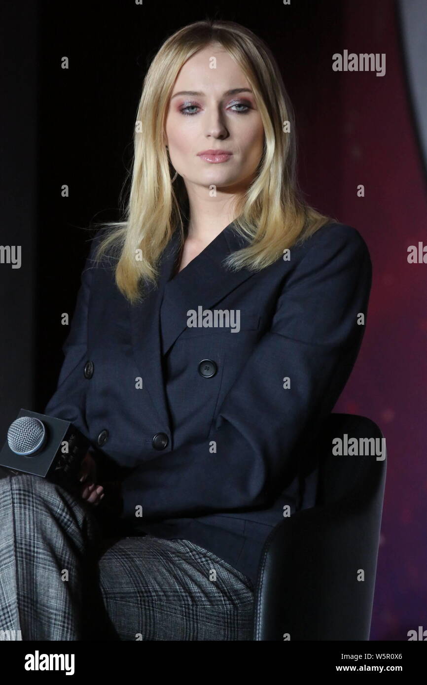Englische Schauspielerin Sophie Turner besucht eine Pressekonferenz für neuen Film 'Dark Phoenix" in Peking, China, 29. Mai 2019. Stockfoto