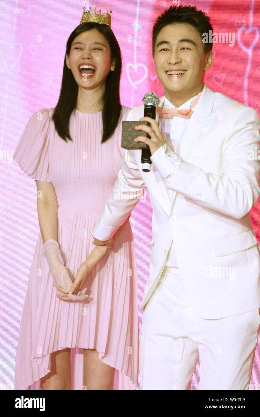 Mario Ho, der Sohn von Macau casino Tycoon Stanley Ho und seine vierte Frau Angela Leong Auf-kei, und seine chinesischen supermodel Freundin Ming Xi, auch bekannt Stockfoto