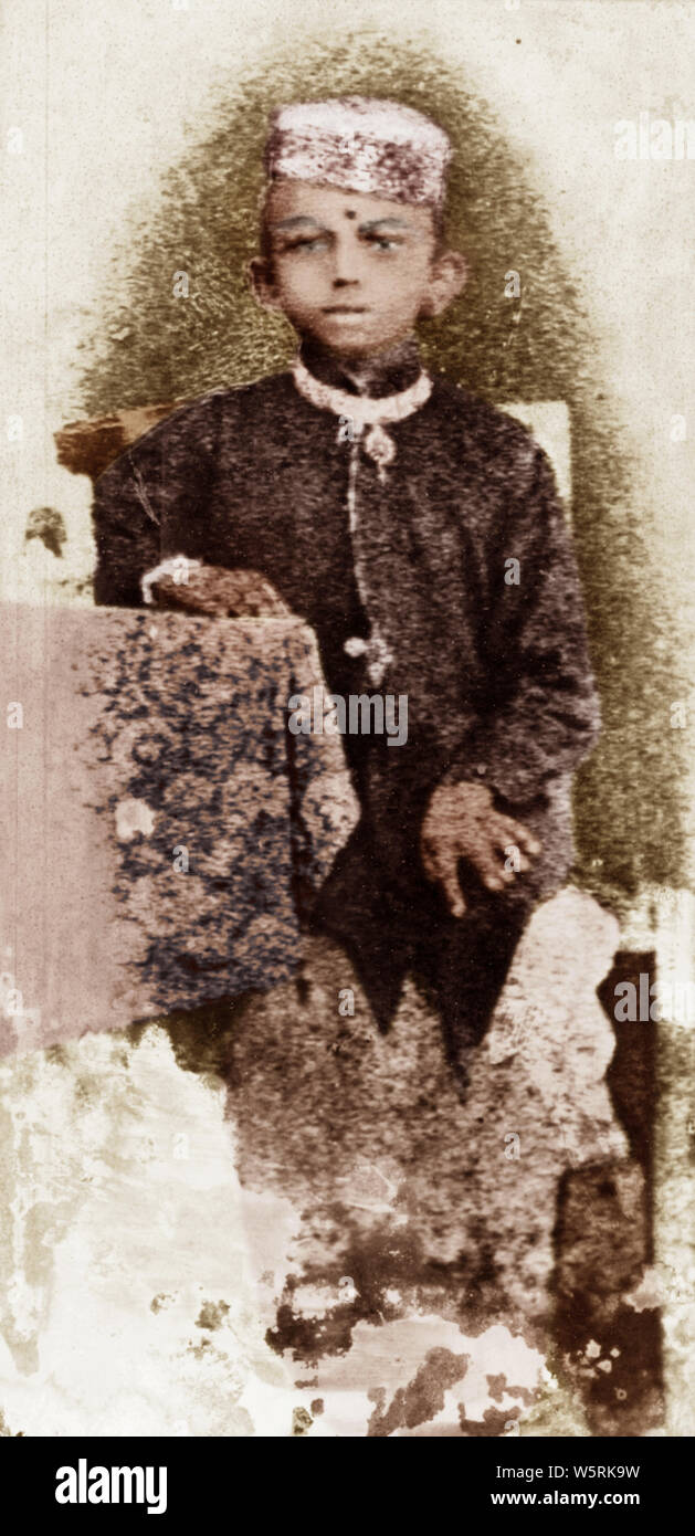 Mahatma Gandhi im Alter von sieben am Porbandar Indien 1876 Stockfoto