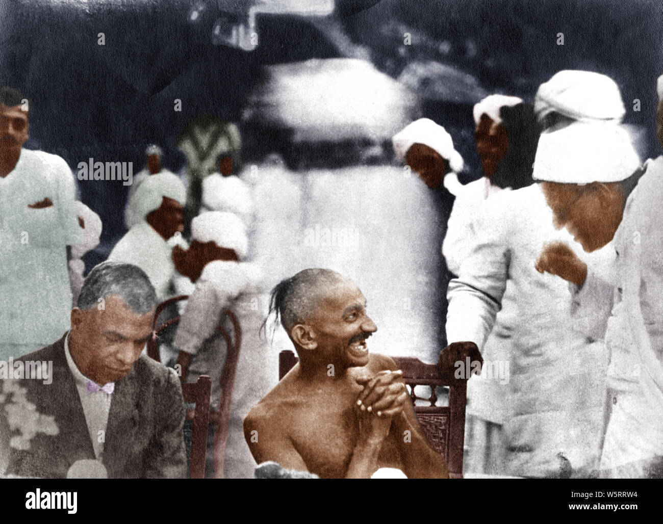 Mahatma Gandhi bei Party von Srinivas Iyengar Madras Tamil Nadu Indien Asien September 1921 gegeben Stockfoto