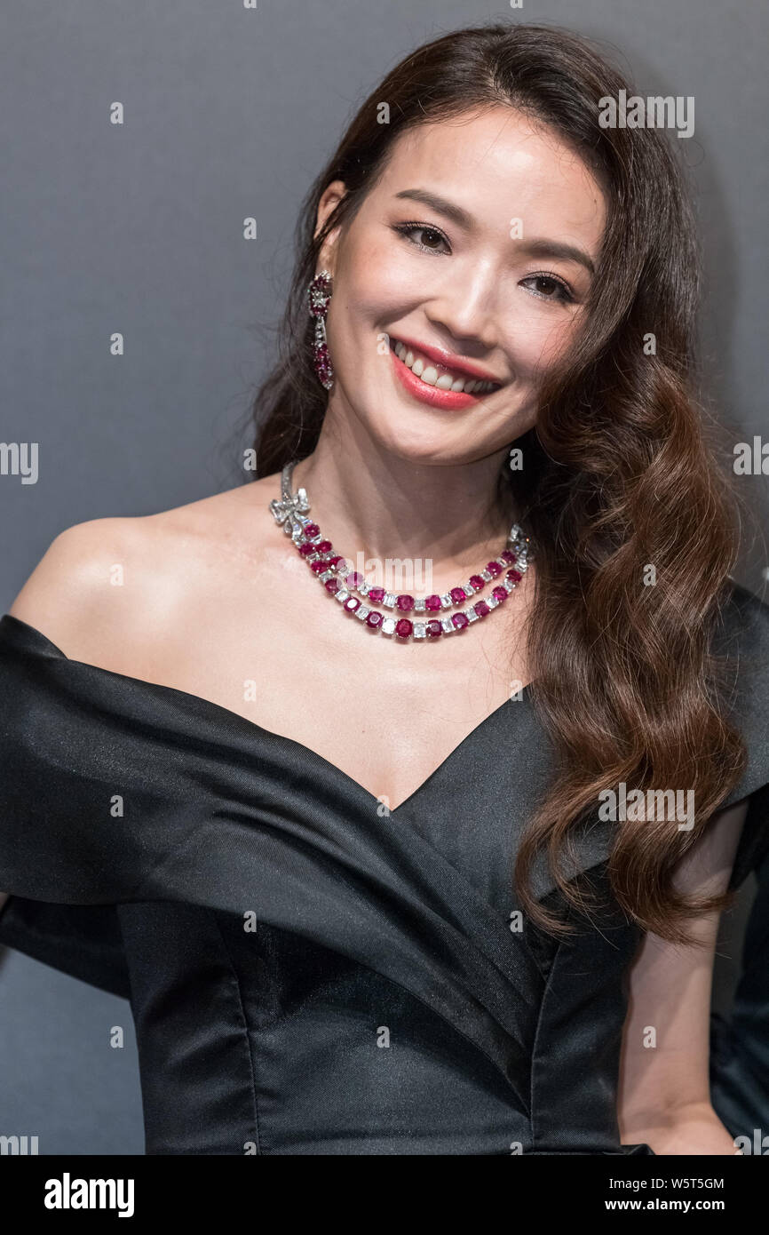 Taiwanesische Model und Schauspielerin Shu Qi nimmt an der Eröffnungsfeier für Bvlgari hohe Schmuck Ausstellung während der 22 Shanghai International Film Festiv Stockfoto